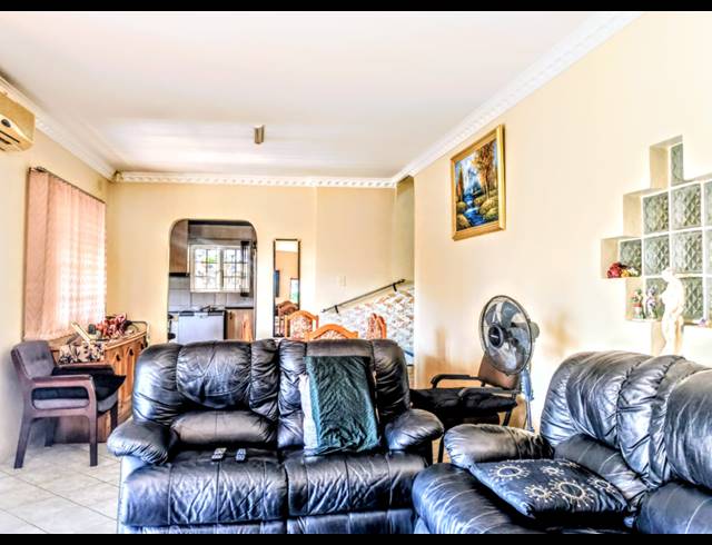 3 BEDROOM HOUSE FOR SALE IN HILLARY